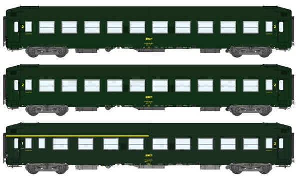REE Modeles VB-185 - French SNCF Set of Two UIC Sleeping Coaches (2 x B9C9x / 1 x A4C4B5C5) Green 301 Yellow Logo Era IV